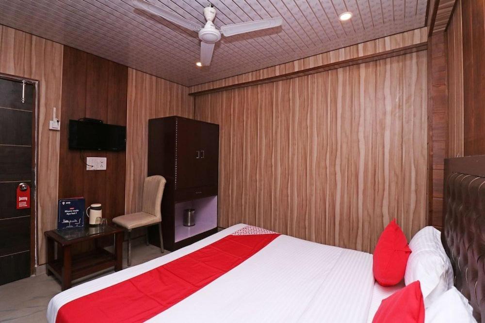 Airport Hotel Runway New Delhi Luaran gambar