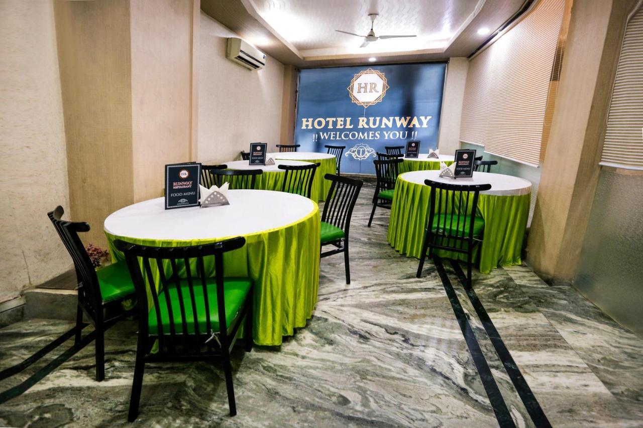 Airport Hotel Runway New Delhi Luaran gambar